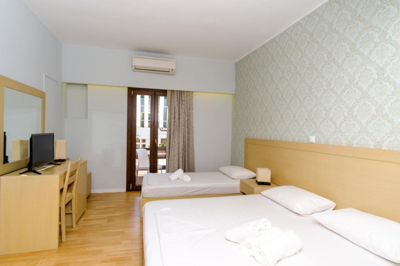 Aphrodite Hotel Syros Kini Exterior foto